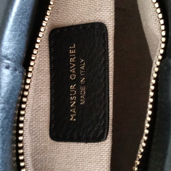 🆕️ 🖤Mansur Gavriel🖤 - Black Tulipano Compact Crossbody Bag - Picture 10 of 11